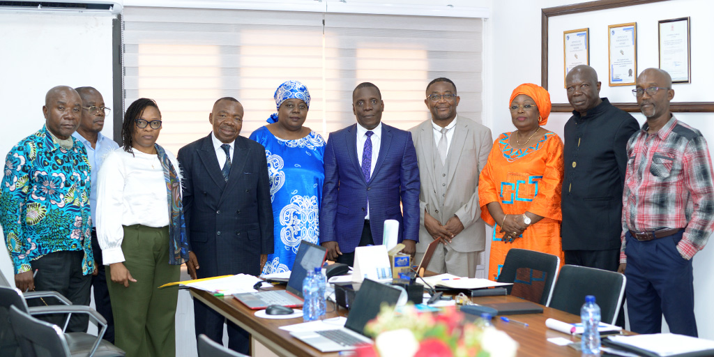 Visite de la délégation PAIRIAC/CEEAC aux laboratoires de l’OCC