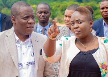 LE DG OCC visite à Kinshasa Mont Ngafula une usine de transformation de céréales et tubercules.