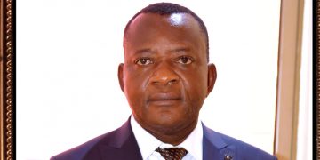 Portrait de Dr TSHIMANGA MUTOMBO Etienne, MPH, Directeur Général de l’Office Congolais De Contrôle