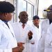 Visite du Vice-Gouverneur du Nord-Kivu aux Laboratoires Modernes de l’OCC/Kasindi : Un Gage de Qualité et de Protection pour la Population