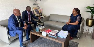 La Directrice Générale ad intérim, Mme Christelle MUABILU a reçu en audience les Directeurs des Départements Laboratoires et Marketing